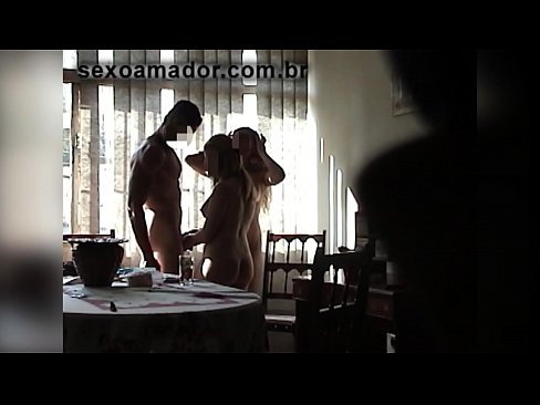 ❤️ Saaxiibada galmada waxay martiqaadaan nin weyn iyo mid seddexaad leh isaga ☑  Galmo  ☑